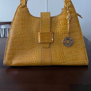 Women bag